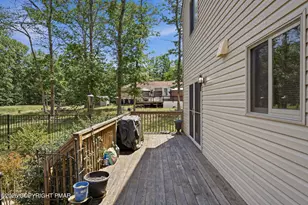 3176 Bluebird Dr, Bushkill, PA 18324 - Photo 31