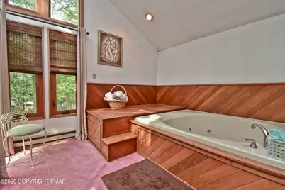  353 Hyland Drive, East Stroudsburg, PA 18301 - Photo 19