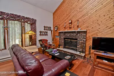  353 Hyland Drive, East Stroudsburg, PA 18301 - Photo 3