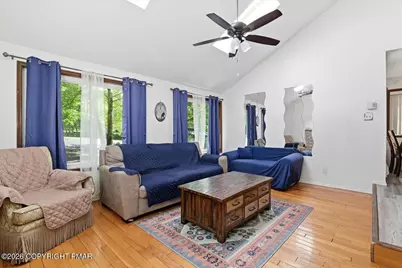 184 Cambridge Court, Bushkill, PA 18324 - Photo 9