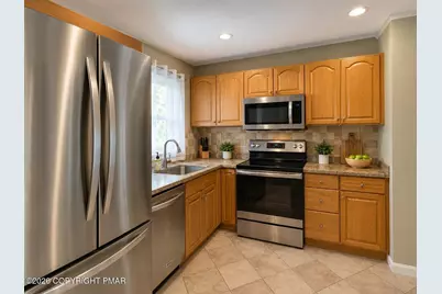  34 Parkway Drive, Stroudsburg, PA 18360 - Photo 11