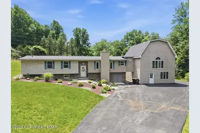  226 Circle Drive, Saylorsburg, PA 18353 - Photo 1