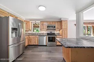 226 Circle Dr, Saylorsburg, PA 18353 - Photo 11