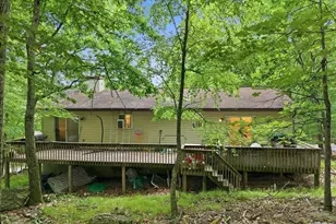 172 Dorchester Dr, Bushkill, PA 18324 - Photo 37