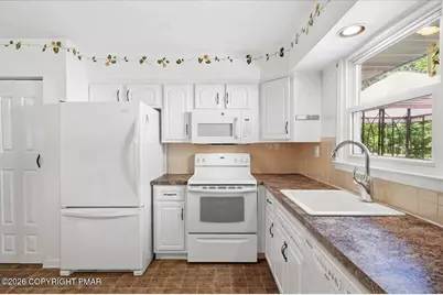  1159 Pocono Mountain Lake Drive, Bushkill, PA 18324 - Photo 17