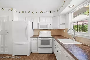 1159 Pocono Mountain Lake Dr, Bushkill, PA 18324 - Photo 17