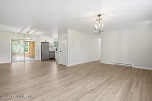 129 Rinker Rd, Stroudsburg, PA 18360 - Photo 11