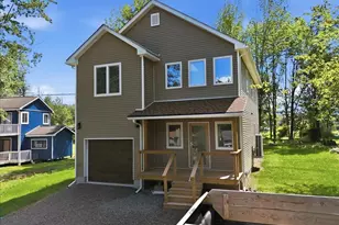 48 Grandview Dr, Lake Ariel, PA 18436 - Photo 3