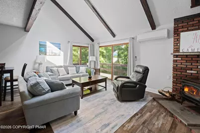  168 Upper Village Way, Tannersville, PA 18372 - Photo 5