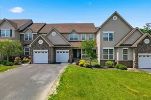 2005 Muirfield Wy, East Stroudsburg, PA 18302 - Photo 1