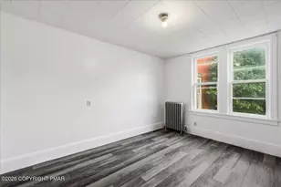 116 W Main St, Pen Argyl, PA 18072 - Photo 9