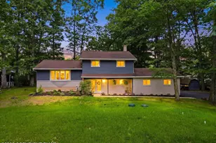 2004 Linwood Dr, Stroudsburg, PA 18360 - Photo 1