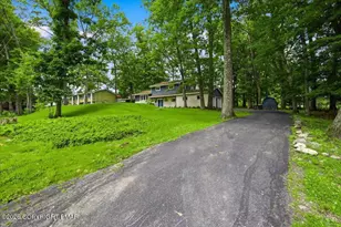2004 Linwood Dr, Stroudsburg, PA 18360 - Photo 3