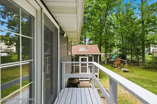 2004 Linwood Dr, Stroudsburg, PA 18360 - Photo 11