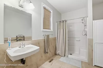  1323 Crossing Lane, Stroudsburg, PA 18360 - Photo 31