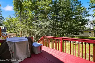 7436 Tamara Ln, Tobyhanna, PA 18466 - Photo 11