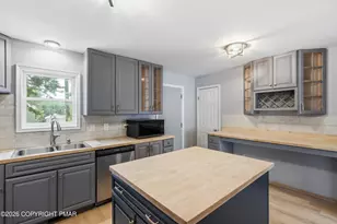 1073 7 Nations Dr, Tobyhanna, PA 18466 - Photo 13