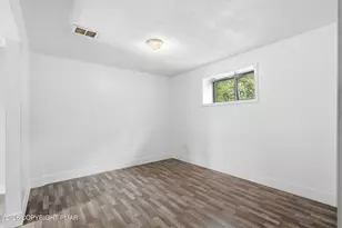 1073 7 Nations Dr, Tobyhanna, PA 18466 - Photo 23