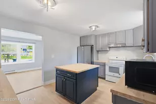 1073 7 Nations Dr, Tobyhanna, PA 18466 - Photo 11