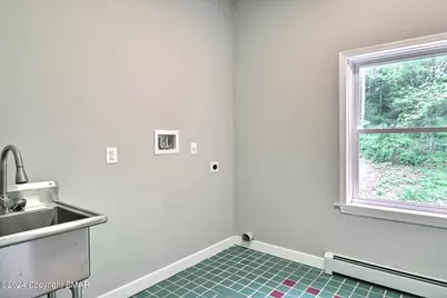  333 Merwinsburg Road, Effort, PA 18330 - Photo 45