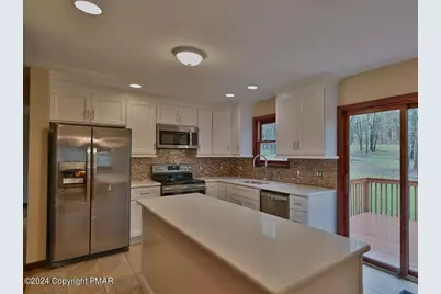  1158 Brian Lane, Effort, PA 18330 - Photo 11