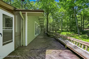 166 Pheasant Run, Bushkill, PA 18324 - Photo 5