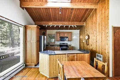  166 Pheasant Run, Bushkill, PA 18324 - Photo 13