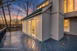 123 Banbury Dr, Bushkill, PA 18324 - Photo 3