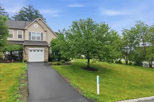 1702 Big Ridge Dr, East Stroudsburg, PA 18302 - Photo 3