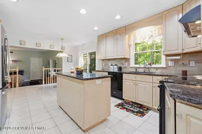  875 Greenview Drive, Stroudsburg, PA 18360 - Photo 25