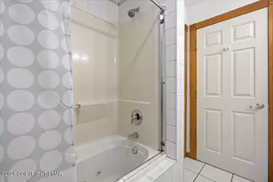 677 Clubhouse Dr, East Stroudsburg, PA 18302 - Photo 29