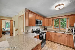 1215 Deer Trail Rd, Pocono Pines, PA 18350 - Photo 9