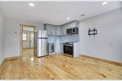  318 Main Street #3, Stroudsburg, PA 18360 - Photo 3
