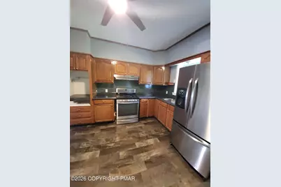  242 Center Avenue, Jim Thorpe, PA 18229 - Photo 3
