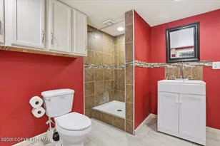 401 Clearview Dr, Long Pond, PA 18334 - Photo 29