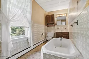 4305 Main St, Slatington, PA 18080 - Photo 17