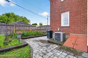 1118 Minsi Trail St, Bethlehem, PA 18018 - Photo 27