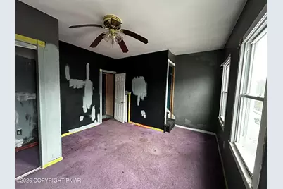  415 Peacock Street, Pottsville, PA 17901 - Photo 11