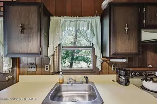 214 Hummingbird Trl, Bushkill, PA 18324 - Photo 19