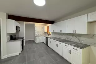 297 Hyland Dr, East Stroudsburg, PA 18301 - Photo 11