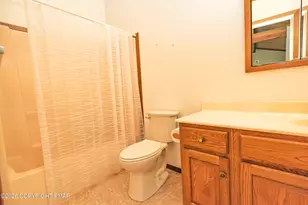 223 Briarwood Dr, Effort, PA 18330 - Photo 37