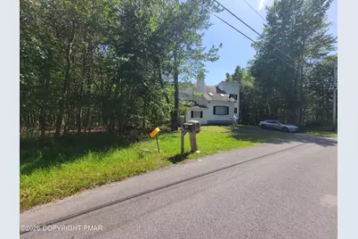  424 Bumble Bee Way, Tobyhanna, PA 18466 - Photo 3