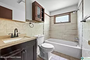 6061 Decker Rd, Bushkill, PA 18324 - Photo 11