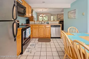 525 Rondaxe Ln, Pocono Pines, PA 18350 - Photo 13