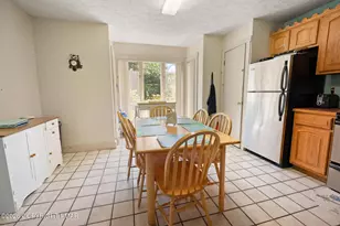 525 Rondaxe Ln, Pocono Pines, PA 18350 - Photo 11