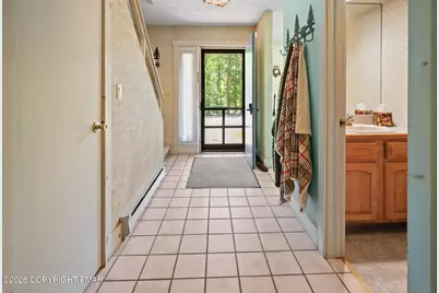  525 Rondaxe Lane, Pocono Pines, PA 18350 - Photo 5