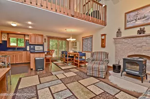 2217 Longview Dr, Bushkill, PA 18324 - Photo 5