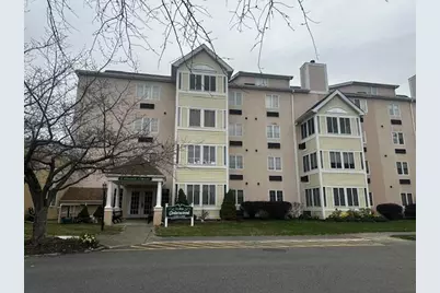  3 Village Circle #APT 304, Stroudsburg, PA 18360 - Photo 1