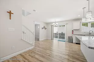108 Holmgren Dr, Stroudsburg, PA 18360 - Photo 5