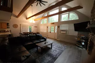 625 Sir Gawain Ct, Pocono Lake, PA 18347 - Photo 15